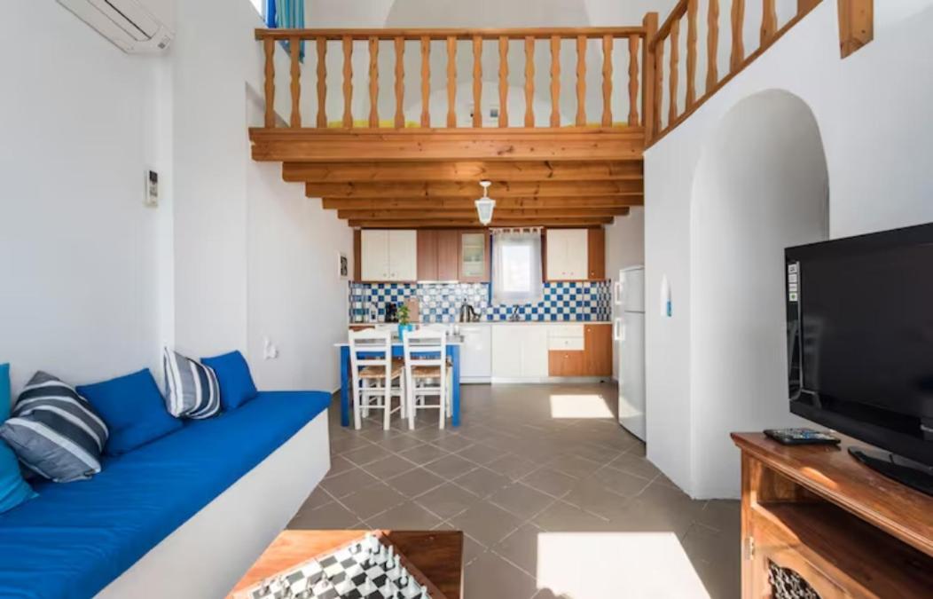 Santorini Traditional Suites Vóthon Exteriör bild